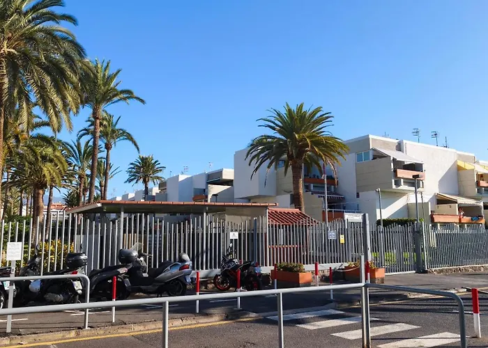 Moderno Estudio Con Piscina En Arona - Ideal Para Parejas