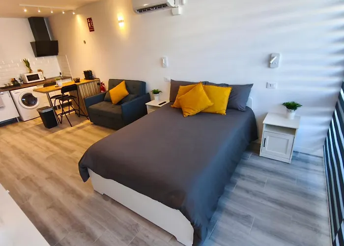 Moderno Estudio Con Piscina En Arona - Ideal Para Parejas